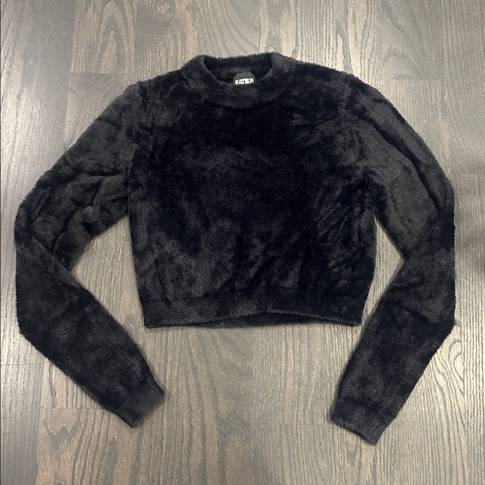 Katie J NYC  Girls Black Soft Sweater Size L
new without tags